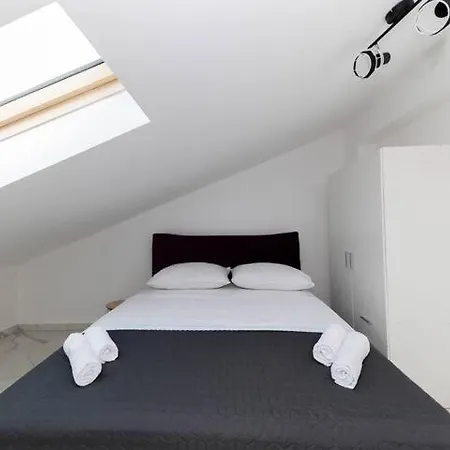 Luxury Penthouse With Jacuzzi And Seaview * Petrčane